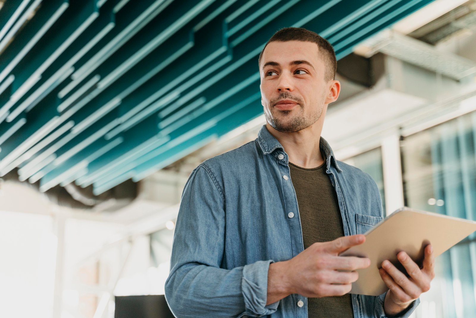 Why is Personal Branding Essential in the Job Market? Why is Personal Branding Essential in the Job Market?