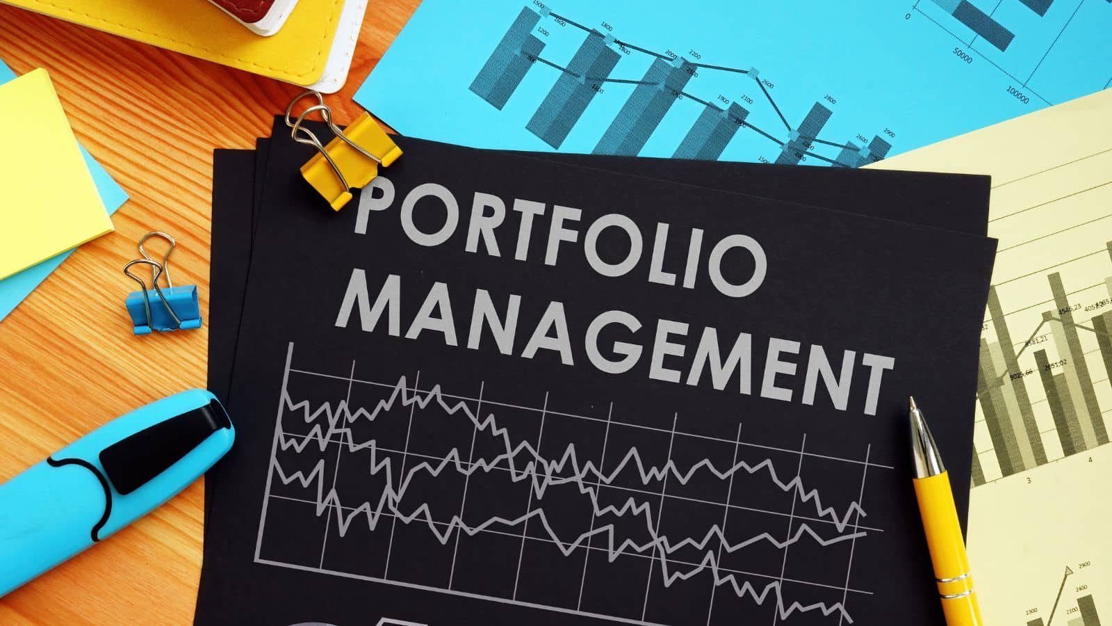 Passive index fund investing for low-cost, hands-off portfolio management Passive index fund investing for low-cost, hands-off portfolio management